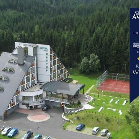 Hotel Nastup Loučná pod Klínovcem Eksteriør billede